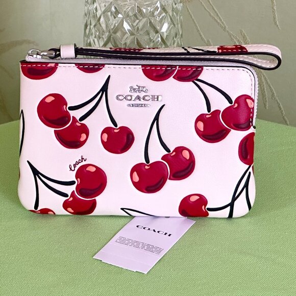 COACH SIGNATURE CHERRY CORNER ZIP WRISTLET:NWT CHALK/MULTI CZ451 - Picture 1 of 6